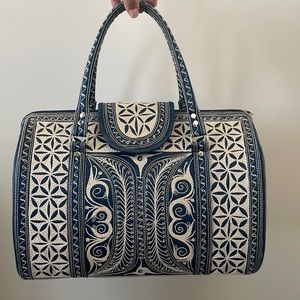 Laga Handmade Handbag Vegan Embroidered